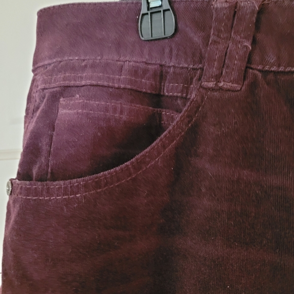 Democracy Purple Skinny Jeans - Picture 5 of 11